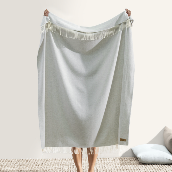 Italian Herringbone Throw Lt Gray