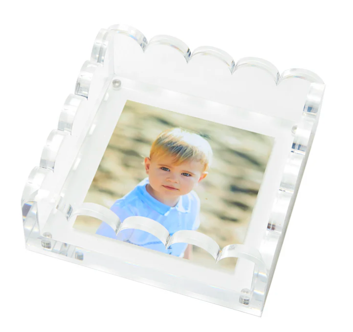 Small Scallop Photo Tray