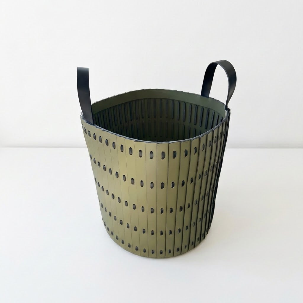 Zachary Basket