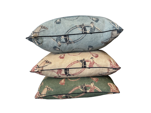 20x20 Fox Hunt Throw Pillow