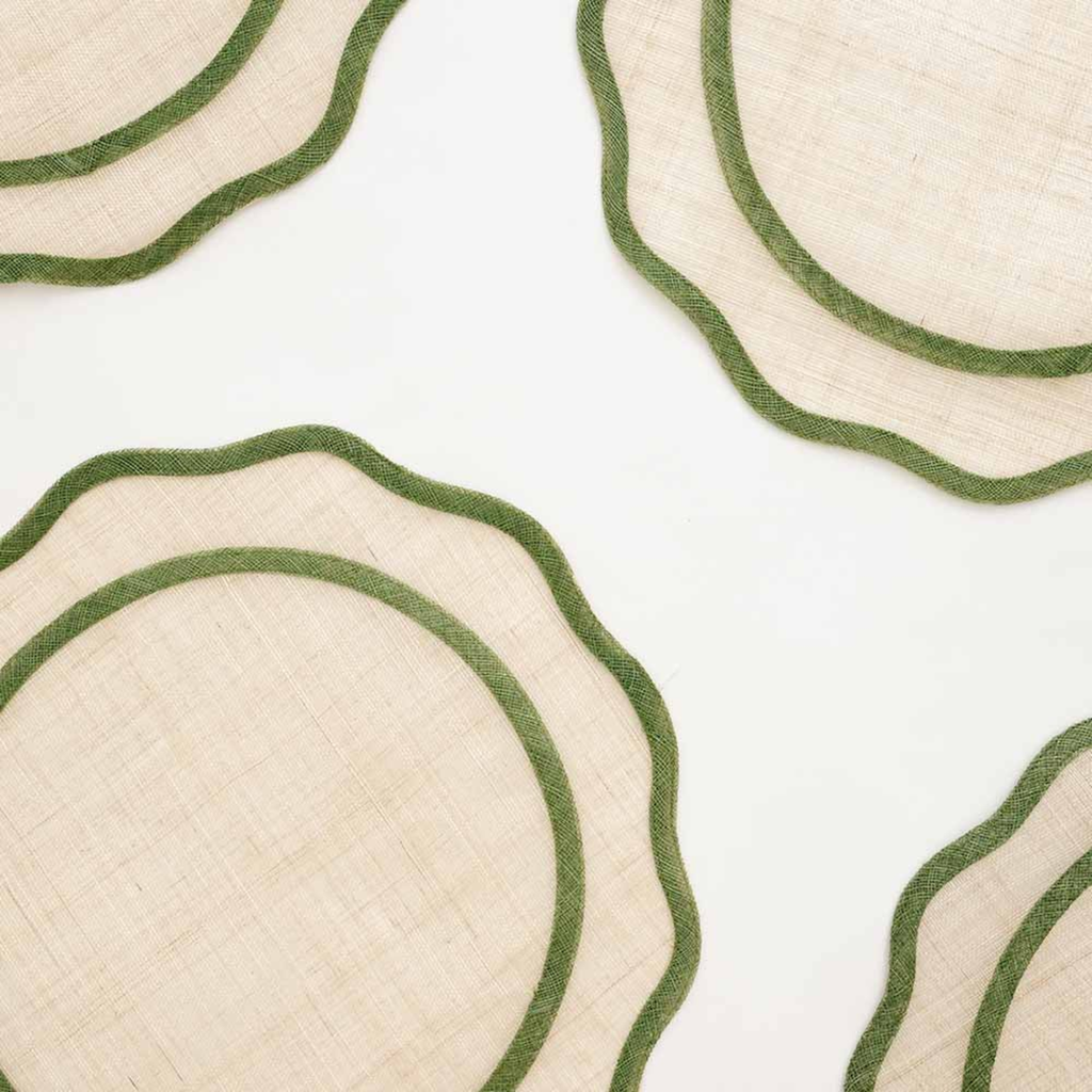 Green Scalloped Rice Paper Placemat