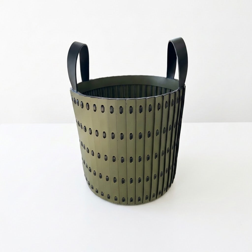 Zachary Basket